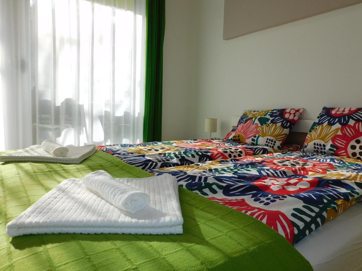 Apartamento Katamaran Siófok Exterior foto