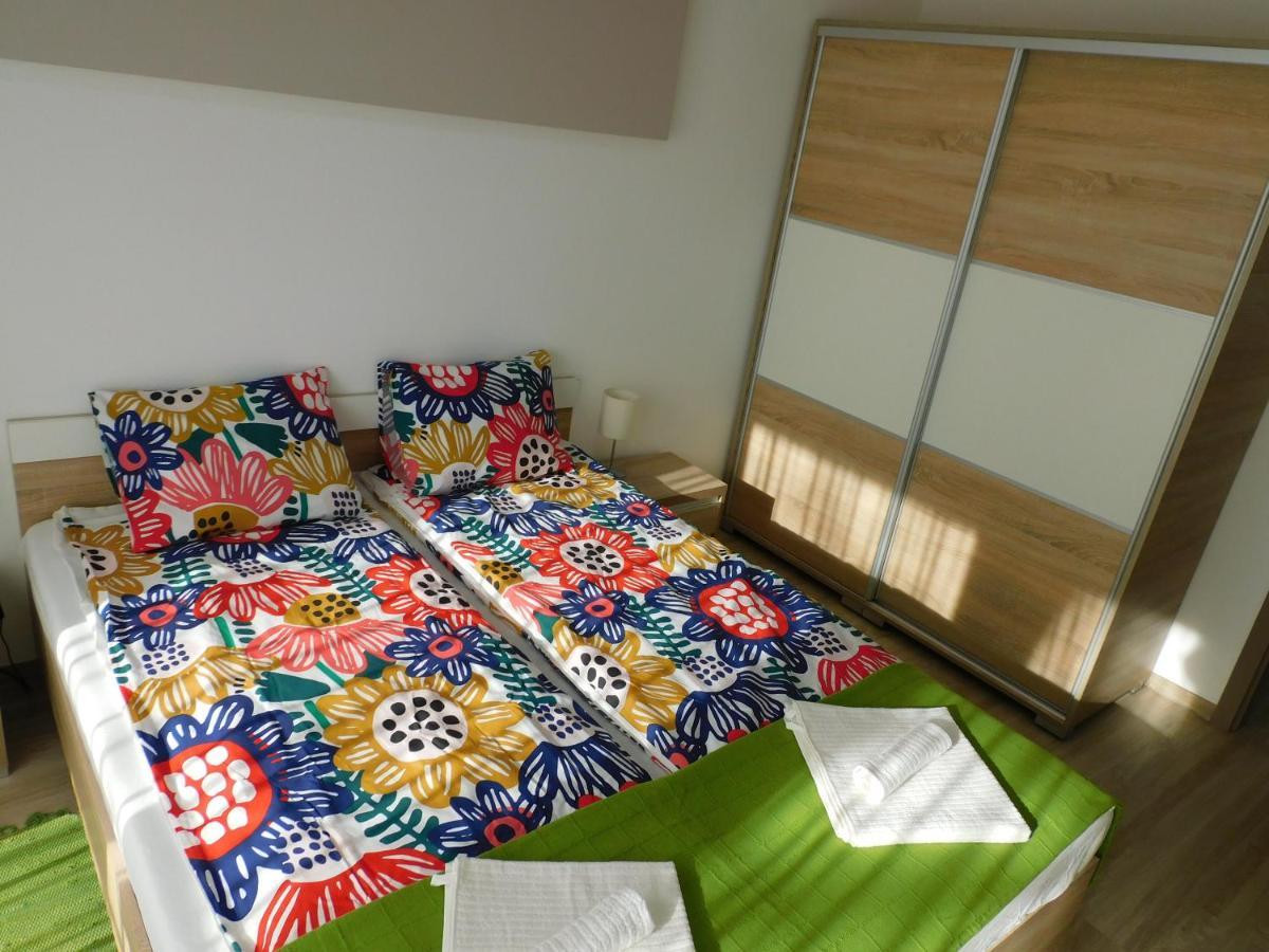 Apartamento Katamaran Siófok Exterior foto